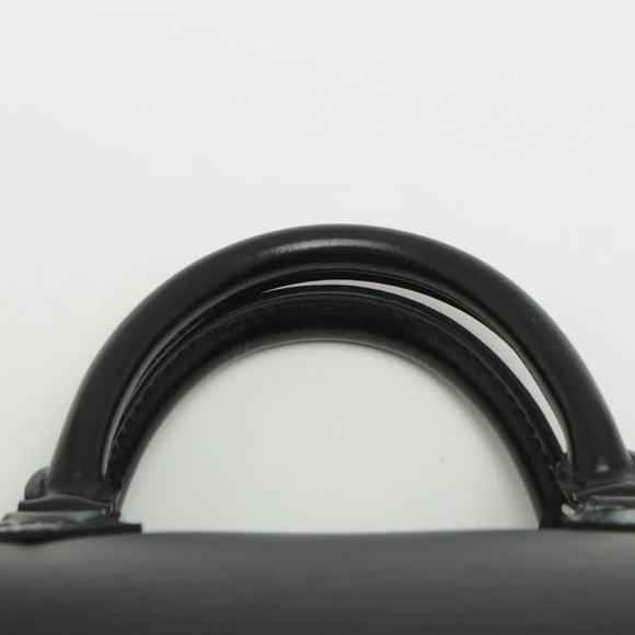 Louis Vuitton Black Epi Speedy 35 V11920 - Picture 6 of 16